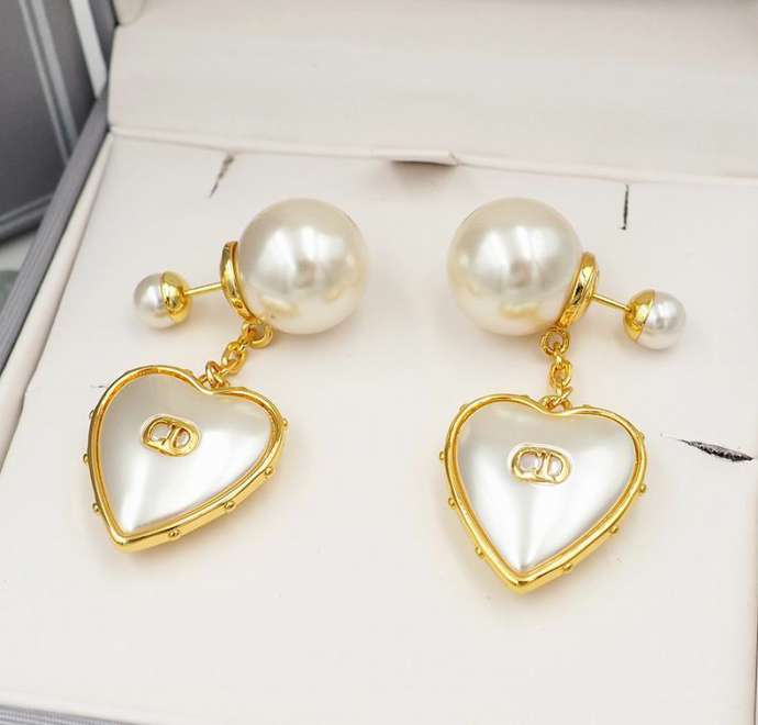 Picture of Chanel Earring _SKUChanelearring1125984723